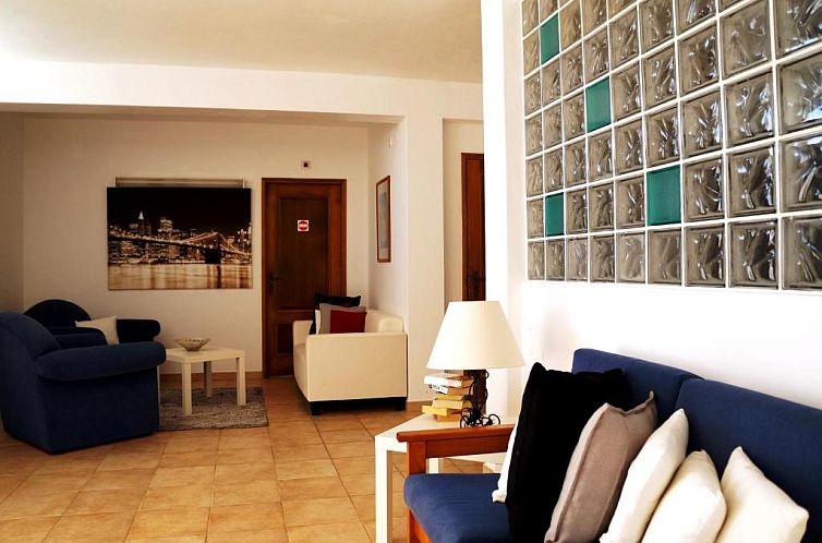 Oasis Beach Apartments