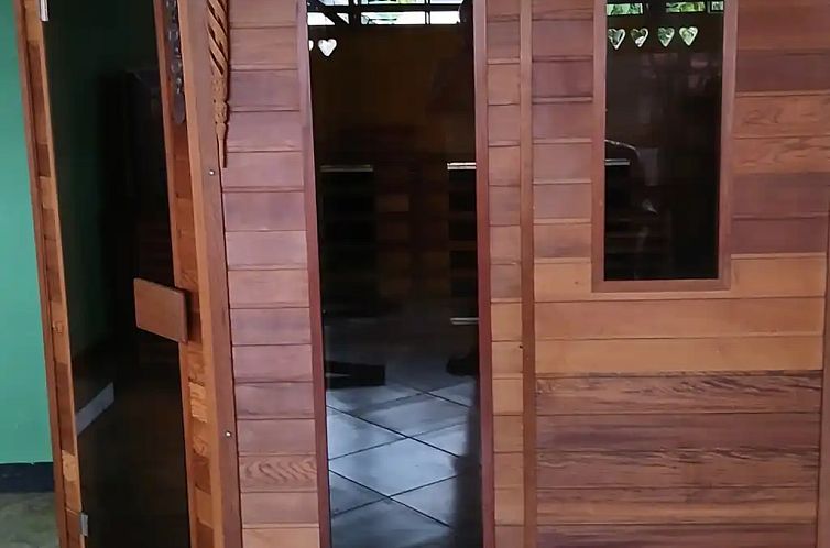 Riante 4 kamerwoning met sauna