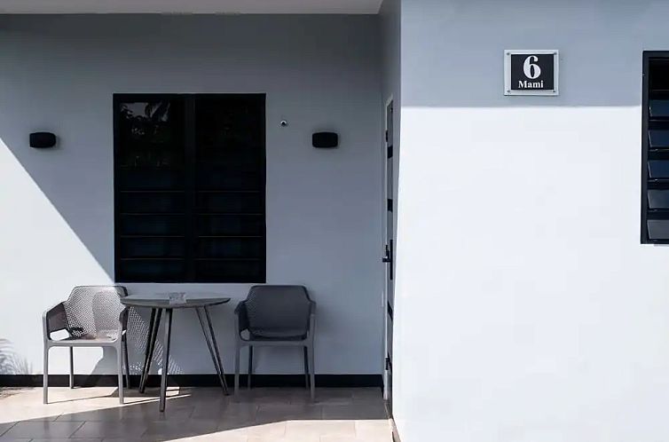 Luxe appartement met zwembad B