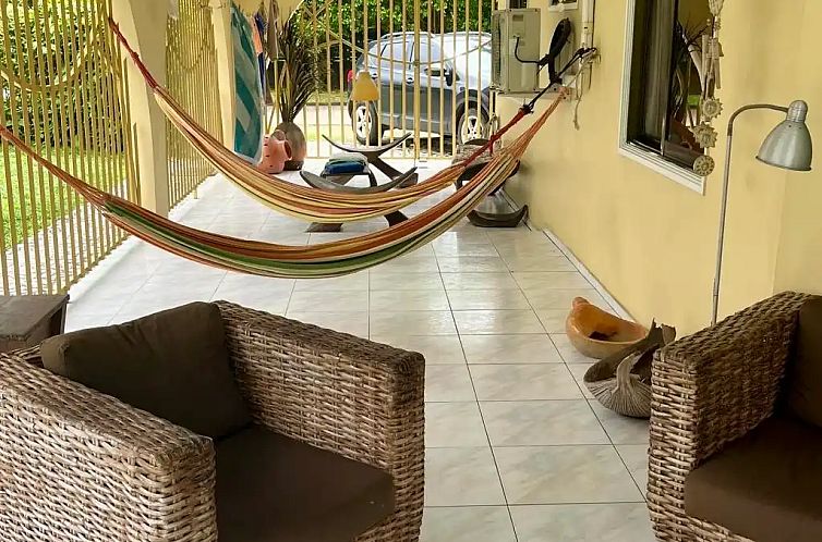 Knusse bungalow met prive zwembad