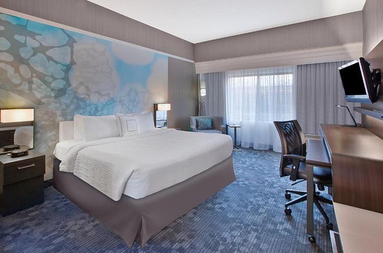 Courtyard by Marriott Somerset