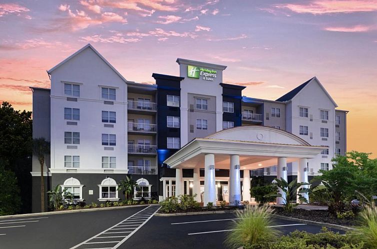 Holiday Inn Express & Suites Lakeland North I-4, an IHG Hote