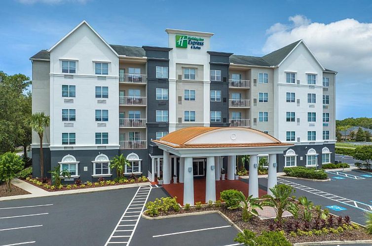 Holiday Inn Express & Suites Lakeland North I-4, an IHG Hote
