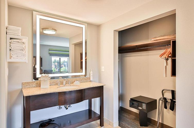 Hampton Inn & Suites by Hilton Seattle/Kent