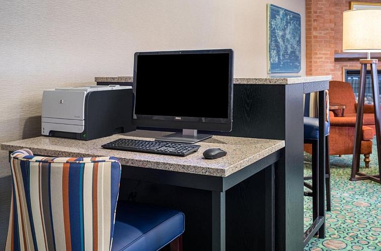 Holiday Inn Express Cambridge, an IHG Hotel