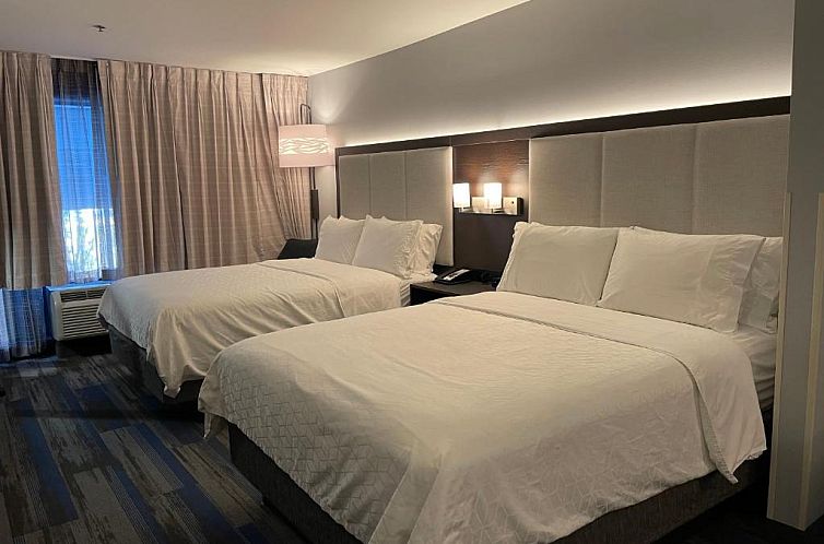 Holiday Inn Express & Suites Columbia - East Elkridge, an IH