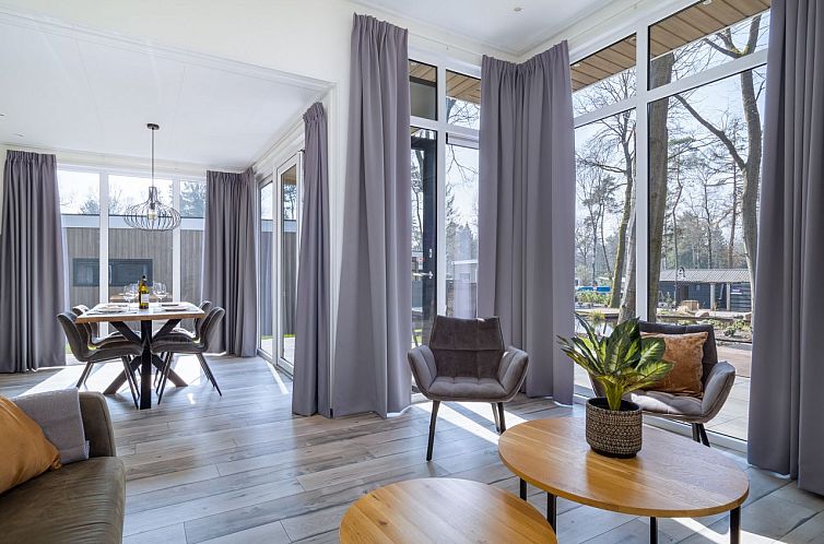 Vrijstaande woning in Hoenderloo