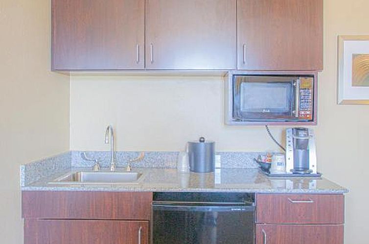 Holiday Inn & Suites Spring - The Woodlands