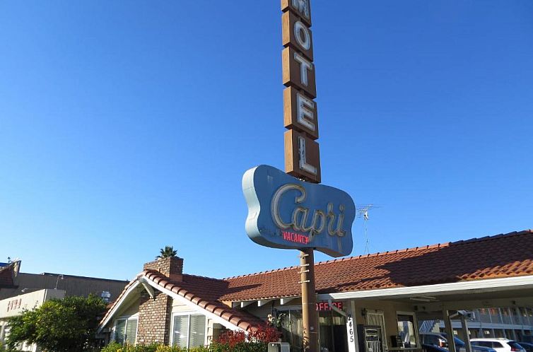 Capri Motel