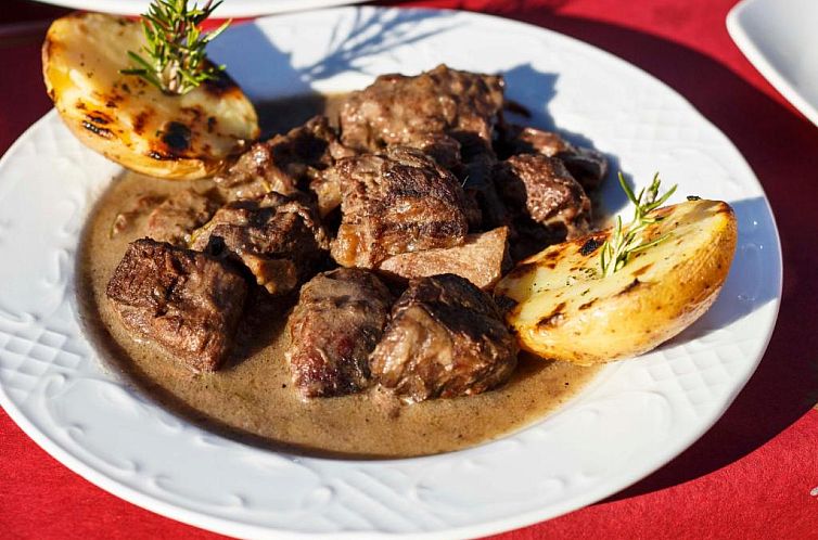 Ca La Conxita Hostal & Restaurante