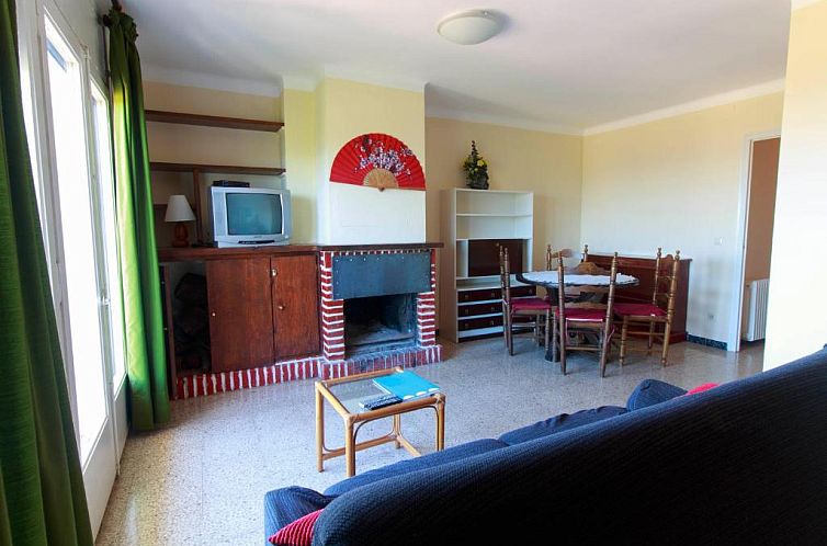 Ca La Conxita Hostal & Restaurante