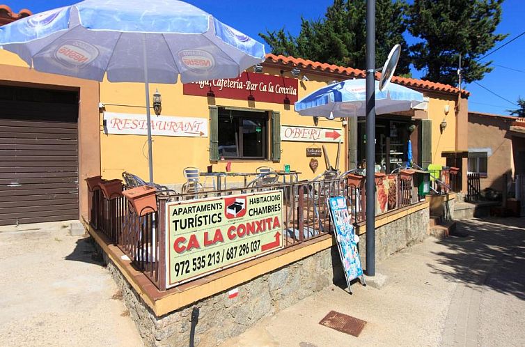 Ca La Conxita Hostal & Restaurante
