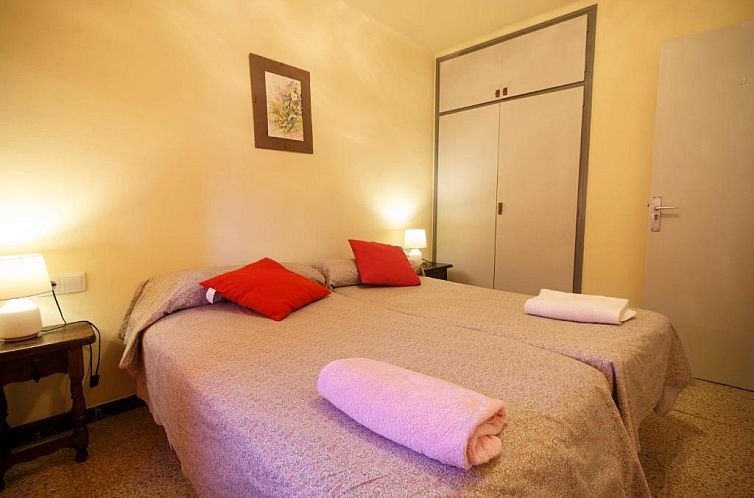 Ca La Conxita Hostal & Restaurante