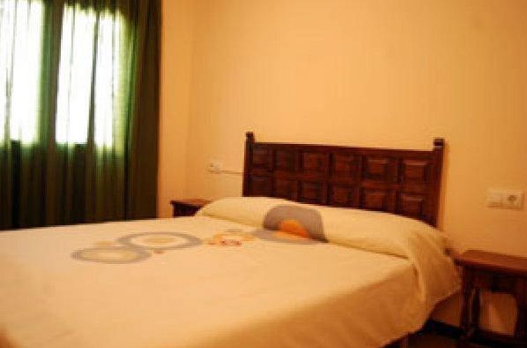 Ca La Conxita Hostal & Restaurante