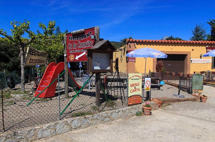 Ca La Conxita Hostal & Restaurante