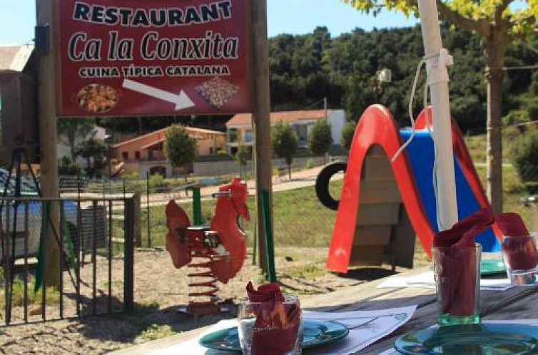 Ca La Conxita Hostal & Restaurante