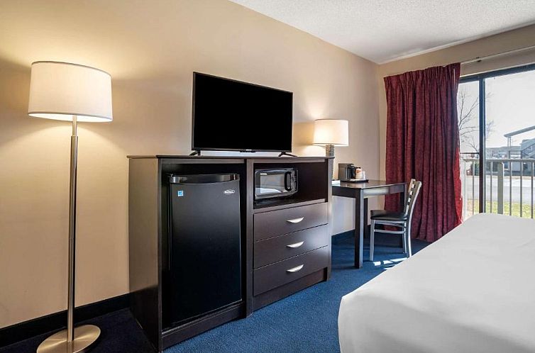 Econo Lodge Inn & Suites - Rehoboth Beach