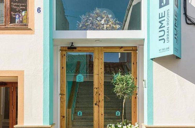 Hostal Jume - Urban Rooms