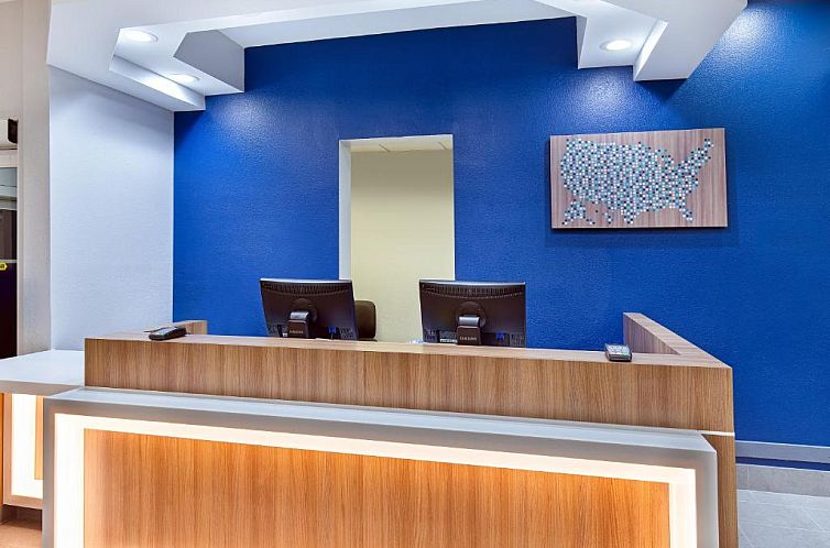 Microtel Inn & Suites Columbus North