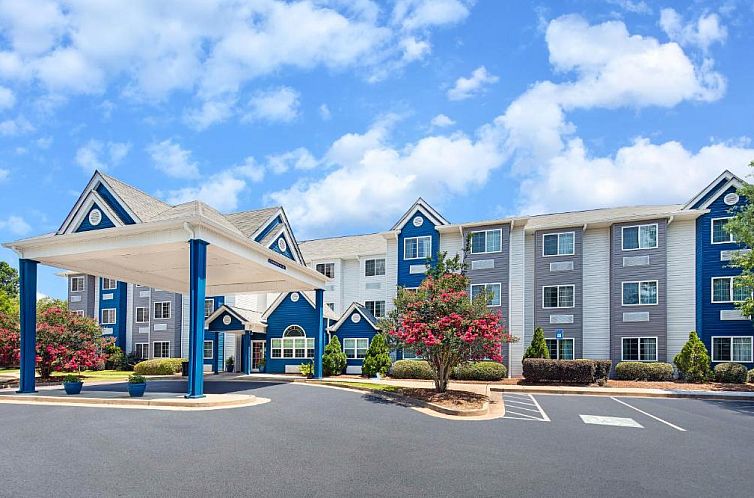Microtel Inn & Suites Columbus North