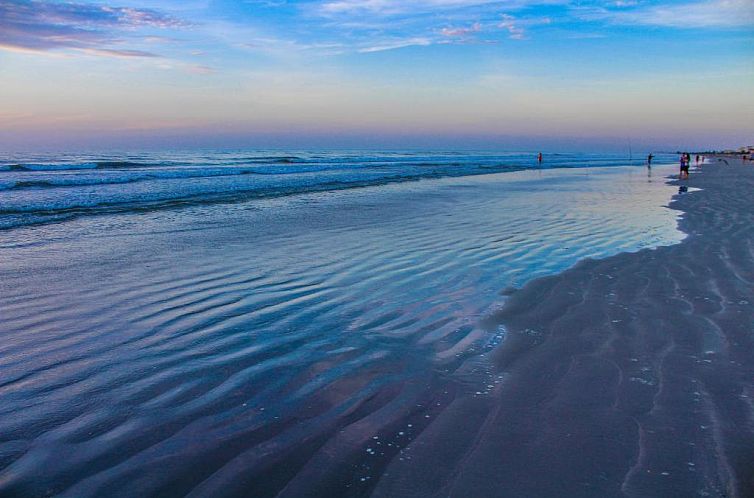 The Resort on Cocoa Beach, a VRI resort