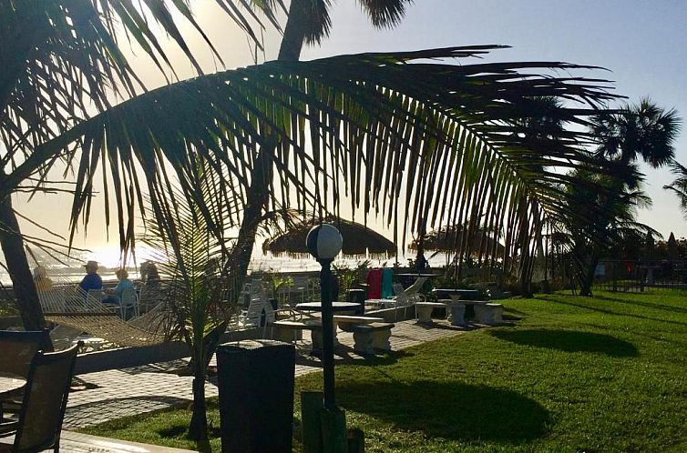 Surf Studio Beach Resort