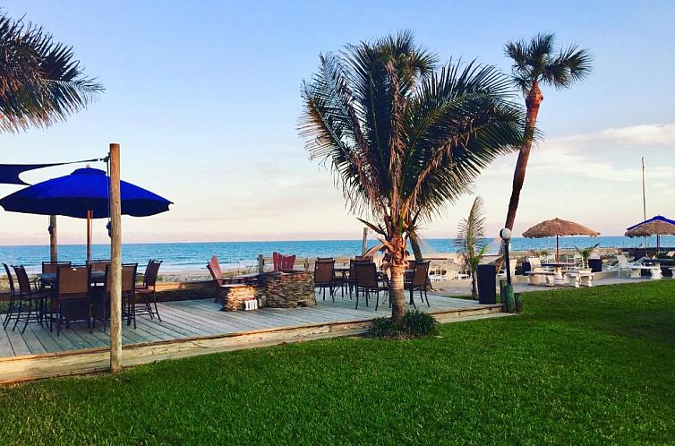 Surf Studio Beach Resort