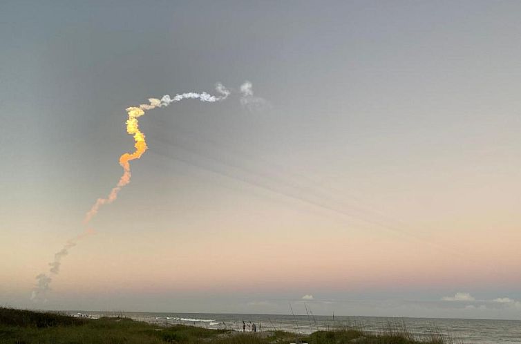 Surf Studio Beach Resort