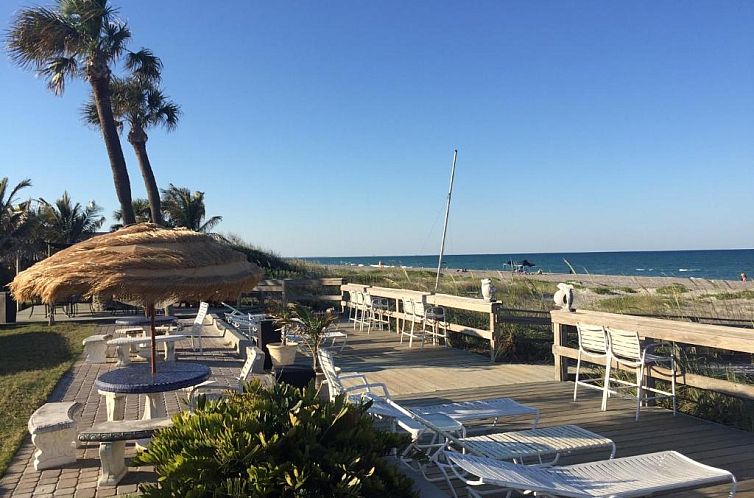 Surf Studio Beach Resort