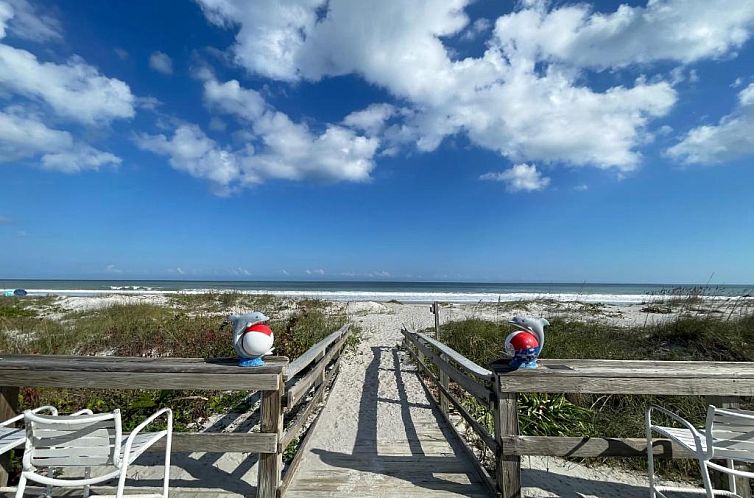 Surf Studio Beach Resort