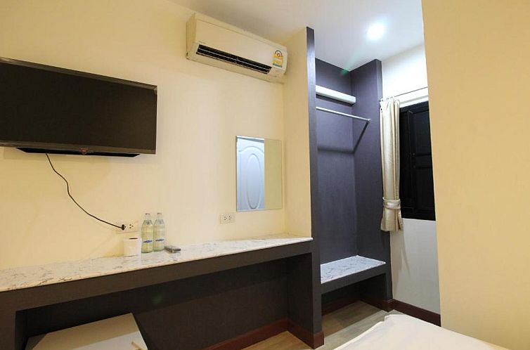 Chaiwat Guesthouse