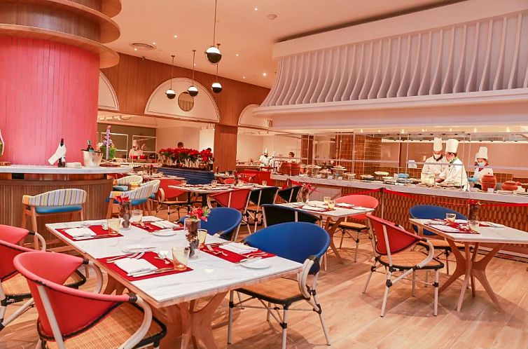 Centara Grand At Centralworld - SHA Extra Plus Certified