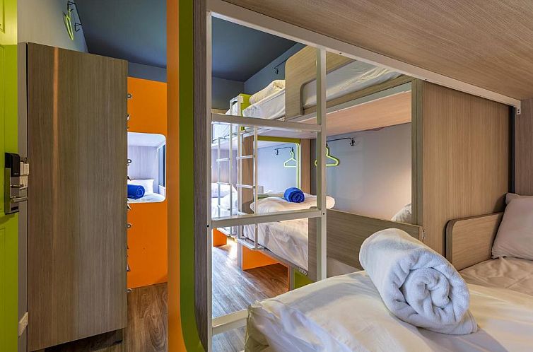 iSanook Female Hostel