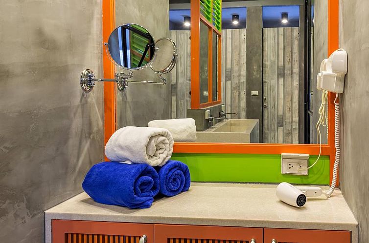 iSanook Female Hostel