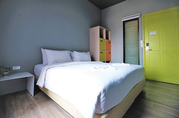 iSanook Female Hostel