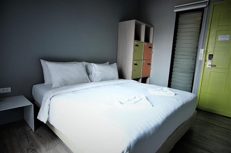 iSanook Female Hostel