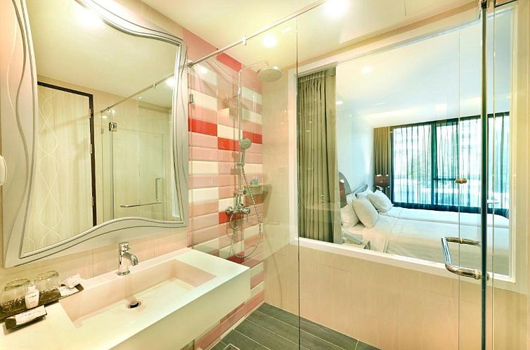 Le Tada Parkview Hotel