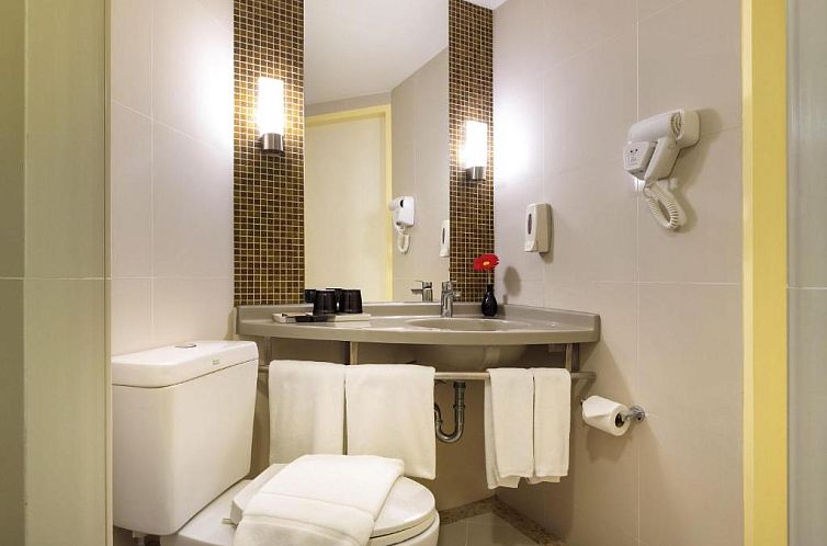 ibis Bangkok Sathorn - SHA Plus