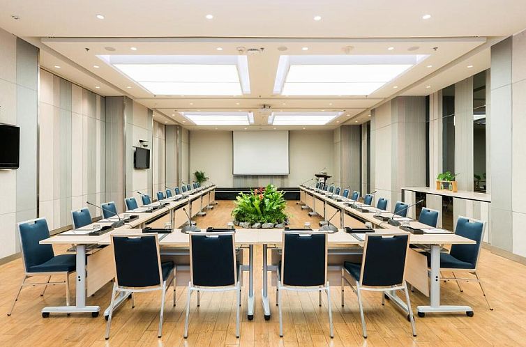 Pathumwan Princess Hotel - SHA Extra Plus Certified