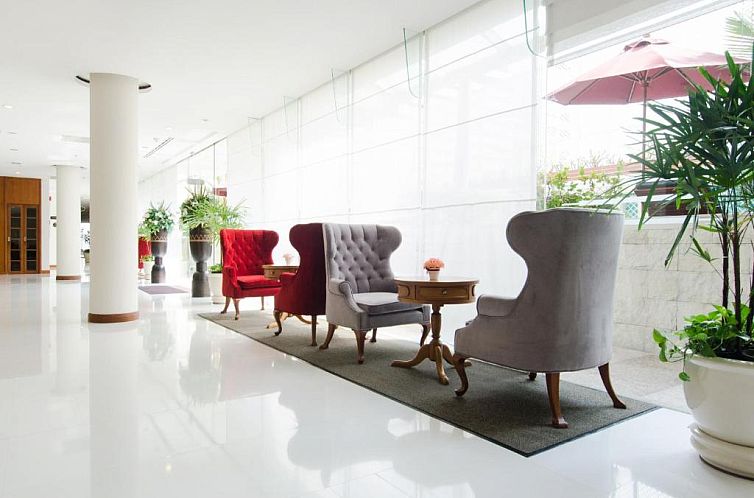 AT EASE saladaeng by AETAS