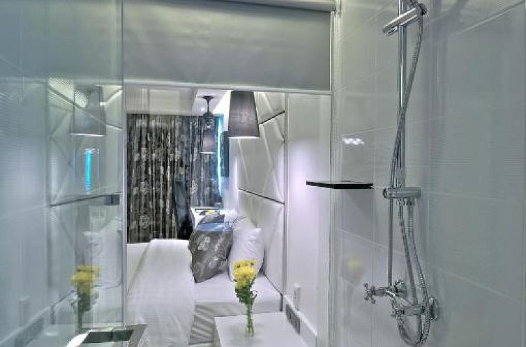 Sukhumvit Suites Hotel