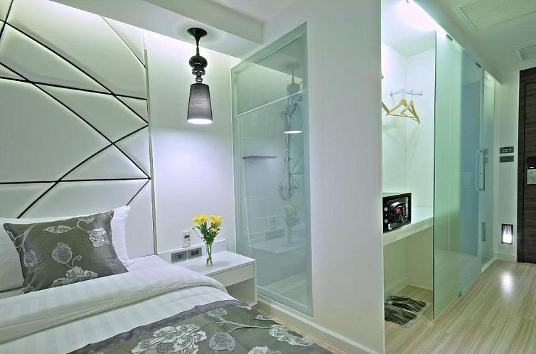 Sukhumvit Suites Hotel
