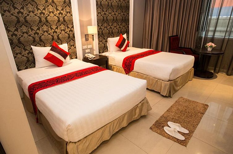Hope Land Hotel 46/1