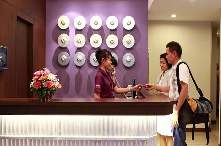 Sawasdee Hotel @ Sukhumvit Soi 8