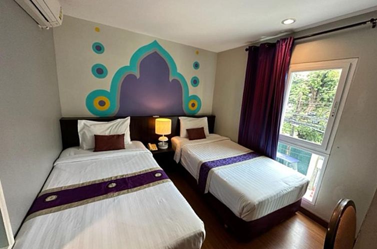 Sawasdee Hotel @ Sukhumvit Soi 8
