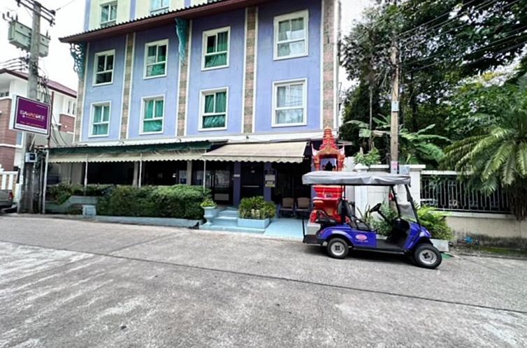 Sawasdee Hotel @ Sukhumvit Soi 8