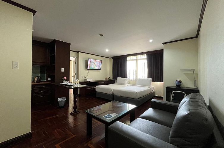 Yellow Ribbon Hills Boutique Suites