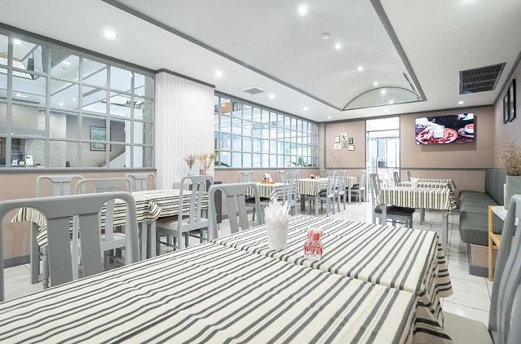 Yellow Ribbon Hills Boutique Suites