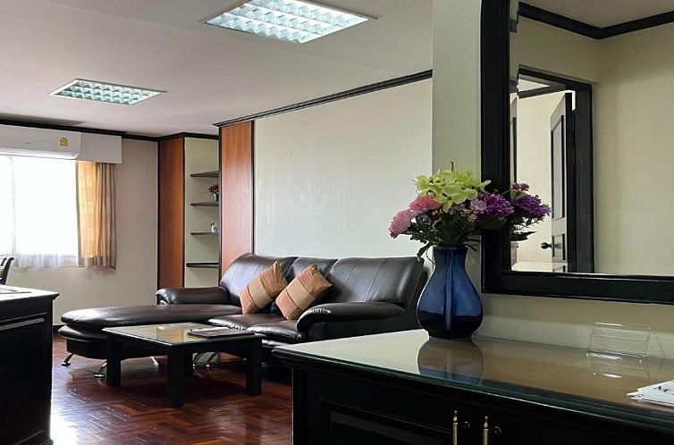 Yellow Ribbon Hills Boutique Suites