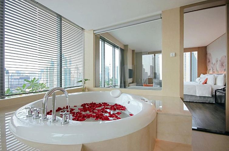 Sivatel Bangkok Hotel